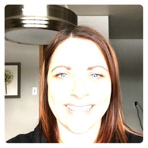 Meet your Posher, Dana